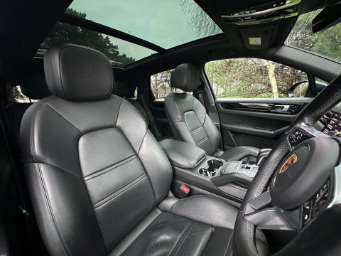 Porsche Cayenne 3.0T V6 TiptronicS 4WD Euro 6 (s/s) 5dr 21
