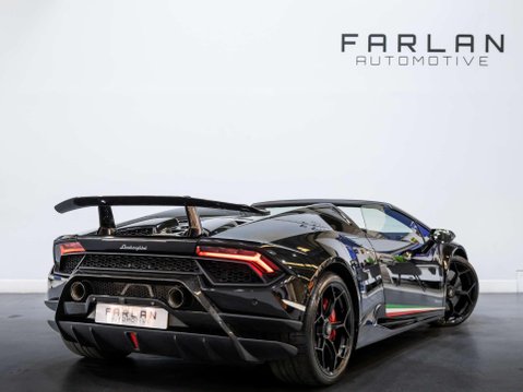Lamborghini Huracan 5.2 V10 LP 640-4 Performante Spyder LDF 4WD Euro 6 (s/s) 2dr 6