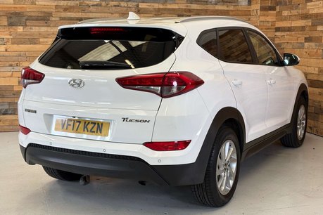 Hyundai TUCSON 1.7 CRDi Blue Drive SE Nav SUV 5dr Diesel Manual Euro 6 (s/s) (116 ps) 6