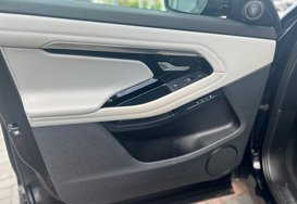 Land Rover Range Rover Evoque 2.0 D180 R-DYNAMIC SE MHEV AUTO 30