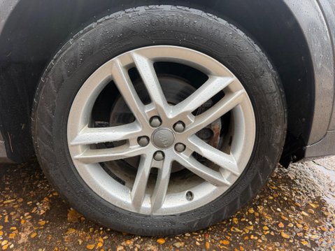Audi Q3 2.0 TDI S line quattro Euro 5 (s/s) 5dr 19
