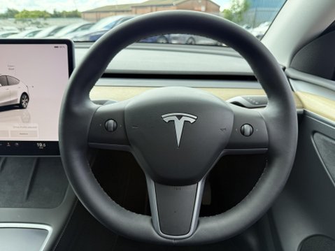 Tesla Model Y SUV 5dr Electric Auto RWD (346 ps) 33