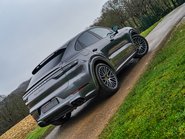Porsche Cayenne TURBO S E-HYBRID 21
