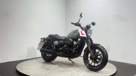Hyosung GV AQUILA 2021 ONLY 2K NEW MOT SERVICED CRUISER 125CC 3
