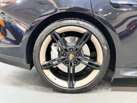 Porsche Taycan Performance Plus 93.4kWh Turbo Saloon 4dr Electric Auto 4WD (680 ps) 57