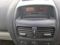 Renault Clio EXPRESSION 16V 37