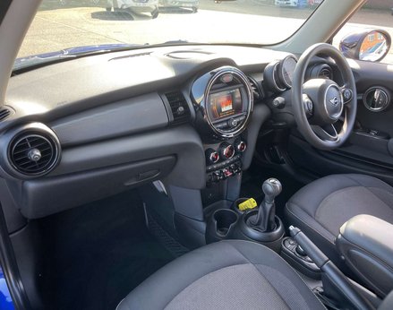 Mini Hatch 1.5 Cooper Classic 3dr 22