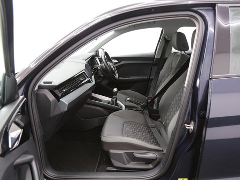 Audi A1 1.0 TFSI 30 Sport Sportback Euro 6 (s/s) 5dr 18