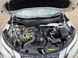 Nissan Juke 1.0 Juke N-Connecta DiG-T 5dr 7