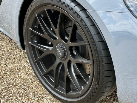 Porsche 718 CAYMAN GT4 RS PDK 51