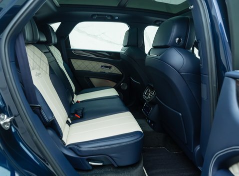 Bentley Bentayga V8 First Edition 19