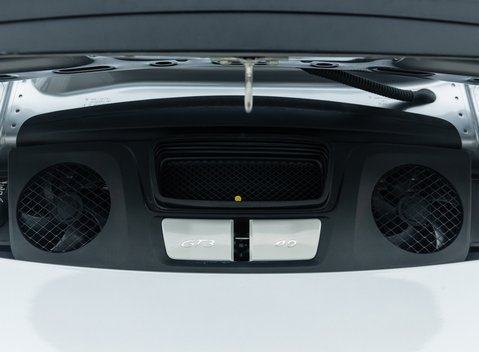 Porsche 911 GT3 Touring (991.2) 35