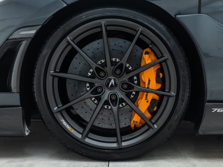 McLaren 765LT Spider 