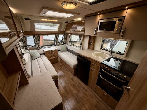 Swift Challenger 480 Alde  13