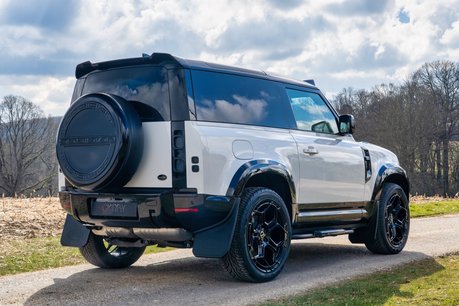 Land Rover Defender 90 Obsidian WideTrak D250 S Hardtop