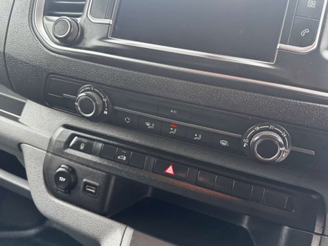 Peugeot Expert 1.5 BlueHDi 1000 Professional Premium Standard Panel Van 6dr Diesel Manual 23