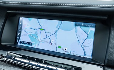 Rolls-Royce Cullinan Black Badge 24