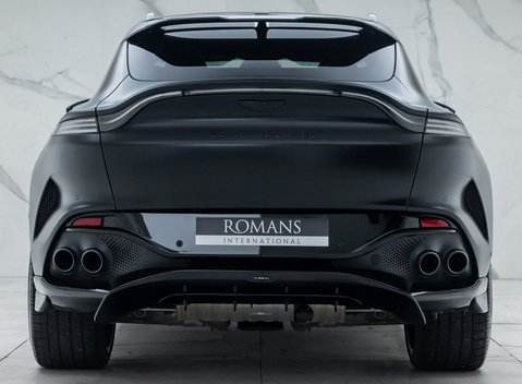 Aston Martin DBX 707 5