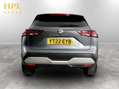 Nissan Qashqai 1.3 DIG-T MHEV N-Connecta SUV 5dr Petrol Hybrid XTRON Euro 6 (s/s) (158 ps) 6