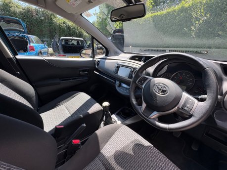 Toyota Yaris 1.3 VVT-i Icon Plus Petrol Manual - DEPOSIT TAKEN 3
