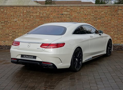 Mercedes-Benz S Class S63 Coupe 29