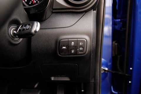 Hyundai i10 MPI SE CONNECT 11