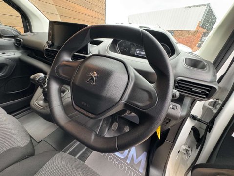 Peugeot Partner 1.5 Partner Professional Premium Blue HDi 28