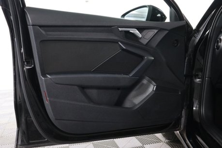 Audi A3 SPORTBACK TFSI TECHNIK 42