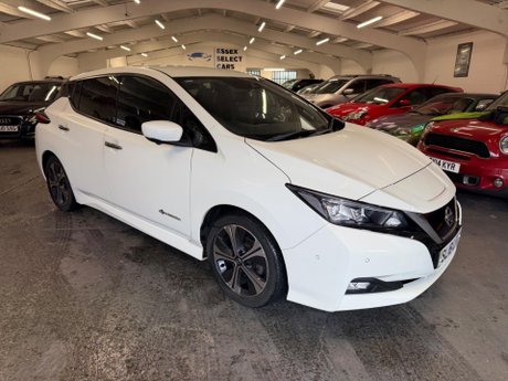 Nissan LEAF 40kWh Tekna Auto 5dr 1