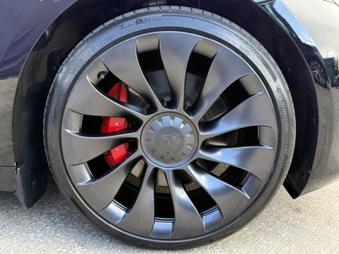 Tesla Model 3 (Dual Motor) Performance Saloon 4dr Electric Auto 4WDE (Performance Upgrade 14
