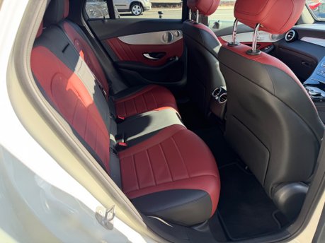 Mercedes-Benz GLC GLC 250 4MATIC AMG LINE PREMIUM PLUS 40