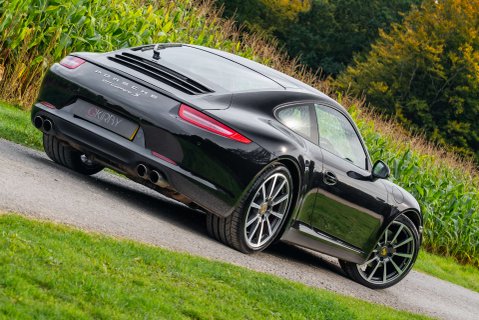 Porsche 911 Carrera S PDK 20