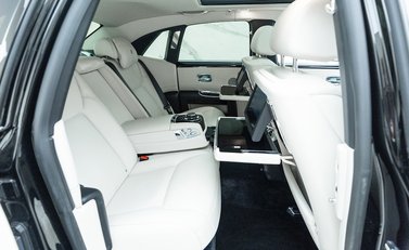 Rolls-Royce Ghost Series II 14