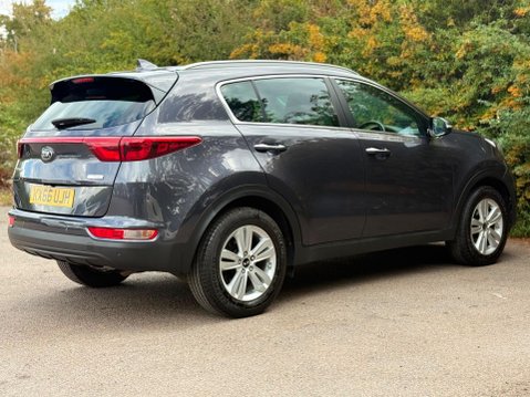 Kia Sportage 1.7 CRDi 2 Euro 6 (s/s) 5dr 8
