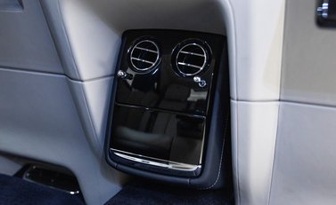 Rolls-Royce Phantom VIII EWB 44