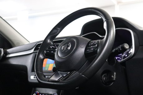 MG ZS EXCITE 12