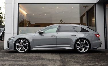 Audi RS6 AVANT PERFORMANCE 3