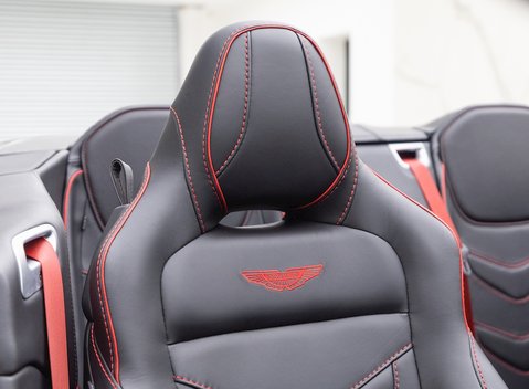 Aston Martin DBS Superleggera Volante 13