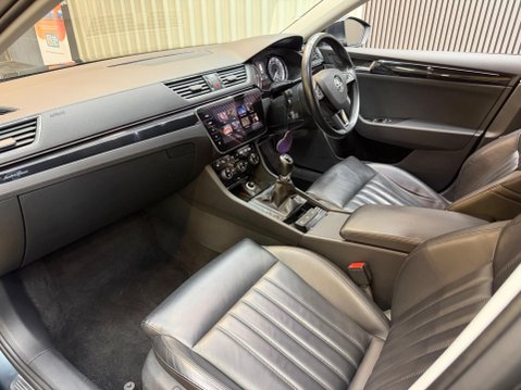 Skoda Superb 2.0 TDI Laurin & Klement Euro 6 (s/s) 5dr 50