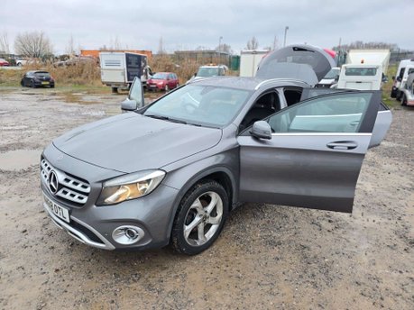 Mercedes-Benz GLA 2.1 GLA220d Sport (Executive) SUV 5dr Diesel 7G-DCT 4MATIC Euro 6 (s/s) (17 9