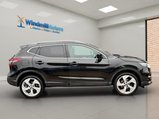 Nissan Qashqai 1.3 DIG-T Tekna Euro 6 (s/s) 5dr 5
