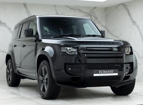 Land Rover Defender 110 X-Dynamic S D300 MHEV 1