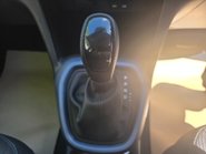 Hyundai i10 SE ONLY 13,000 MILES FROM NEW 9