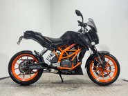 KTM 390 DUKE 2014 FULL HISTORY ONLY 5K VERY CLEAN A2 READY NAKED BIKE 390CC 1