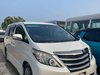 Toyota Alphard GOLDEN EYES II V6