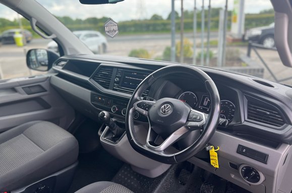 Volkswagen Transporter T32 TDI KOMBI HIGHLINE 5 SEATS 15