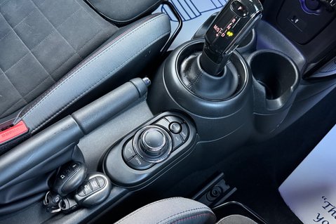 Mini Hatch JOHN COOPER WORKS - NANUQ WHITE - MINI SERVICE HISTORY 11