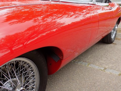 Jaguar E-Type S1½ 4.2 Roadster 57