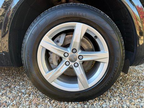 Audi Q5 2.0 TDI 40 Sport S Tronic quattro Euro 6 (s/s) 5dr 12