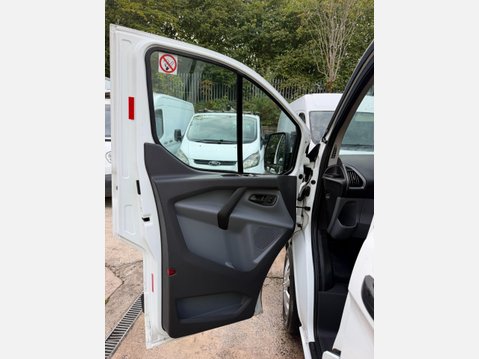 Ford Transit Custom 2.0 TDCi 250 Panel Van 5dr Diesel Manual L1 H1 (163 g/km, 104 bhp) 30